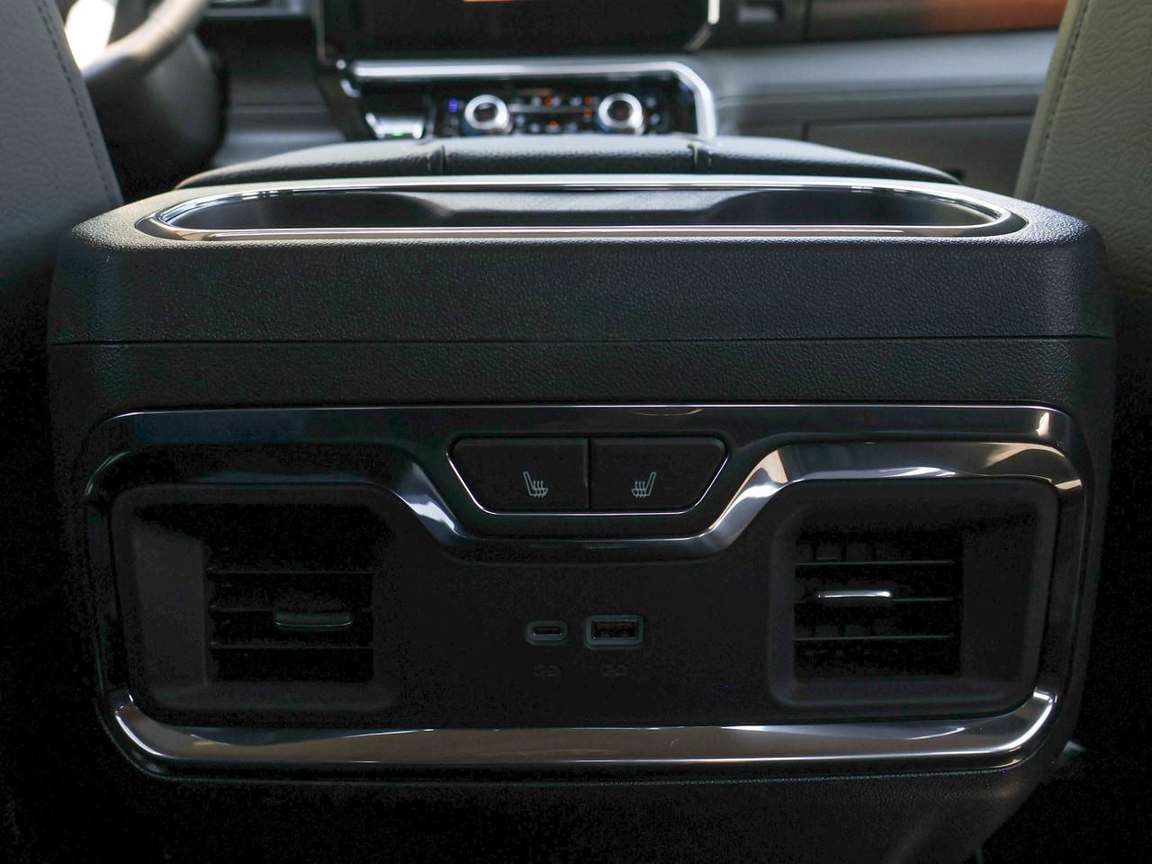 2026 GMC Sierra 1500 Denali Photo