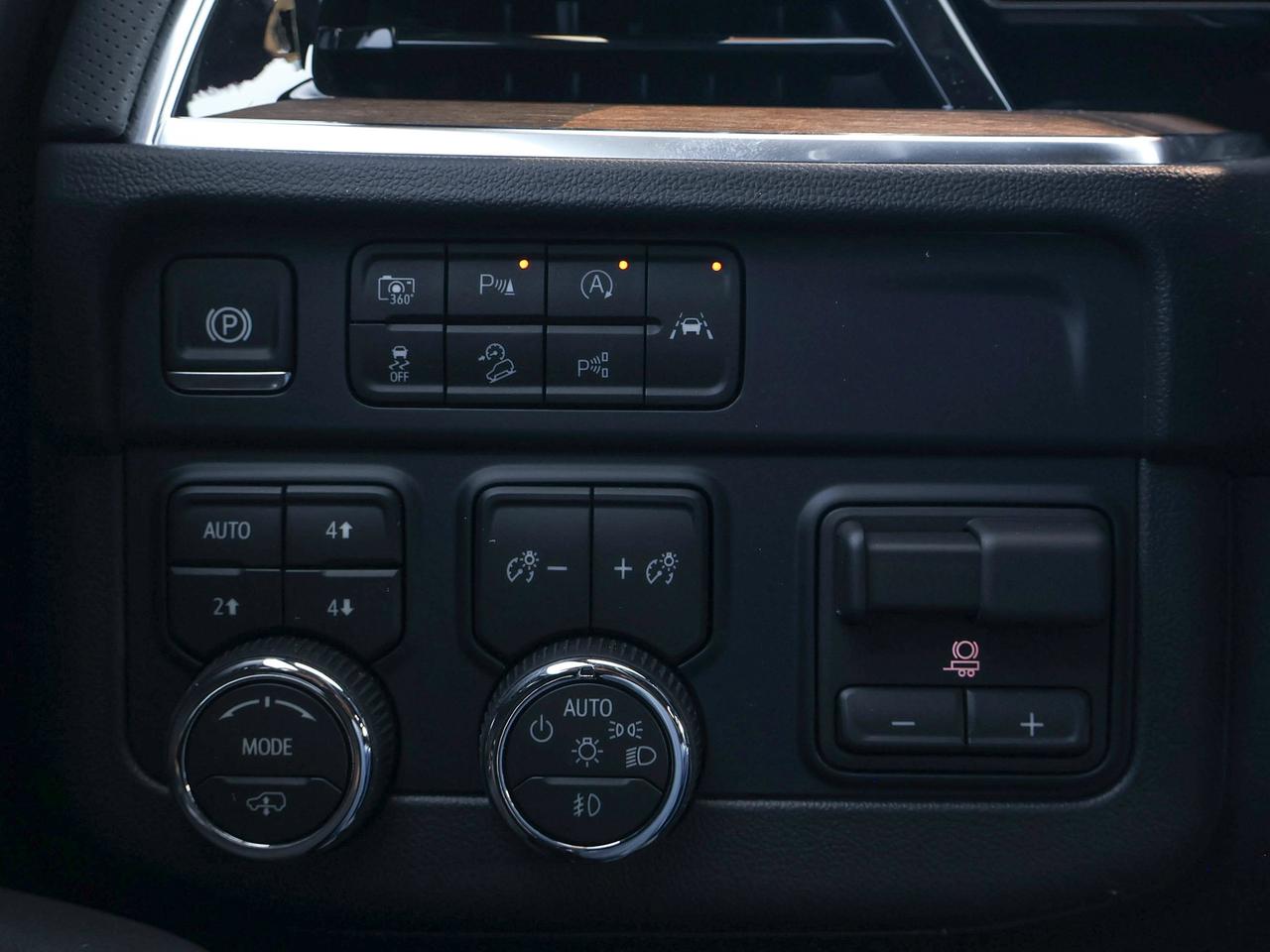 2026 Chevrolet Tahoe HIGH COUNTRY Photo