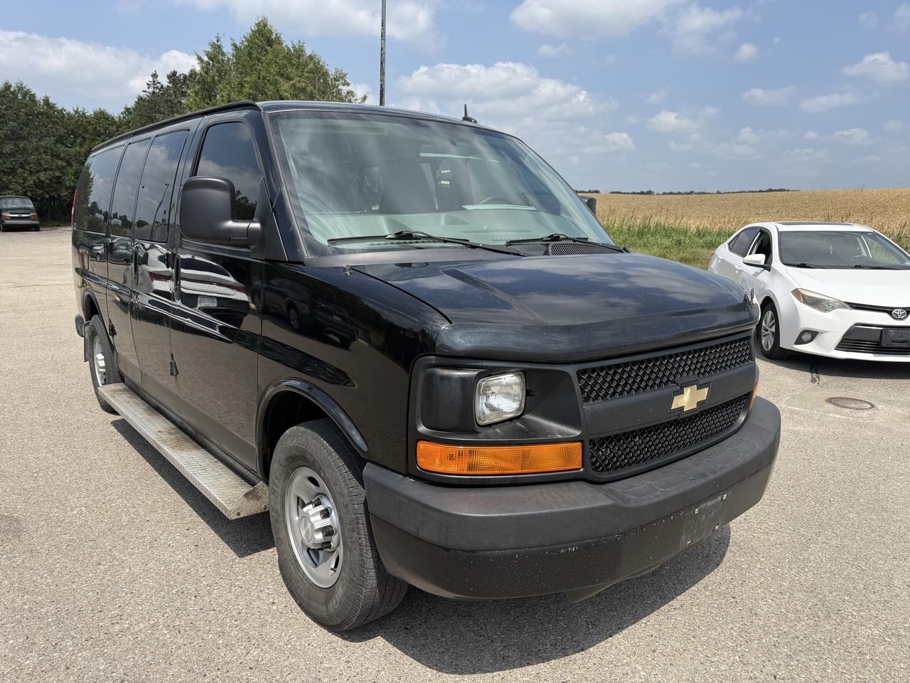 2015 Chevrolet Express LS 12 passengers - Photo #1