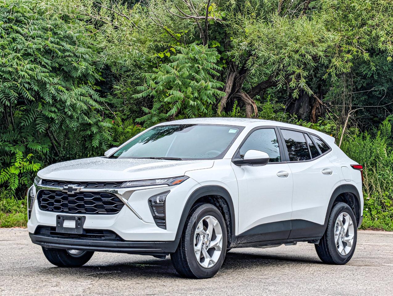 2025 Chevrolet Trax LS Photo