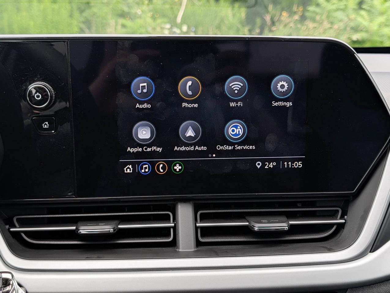 2025 Chevrolet Trax LS Photo