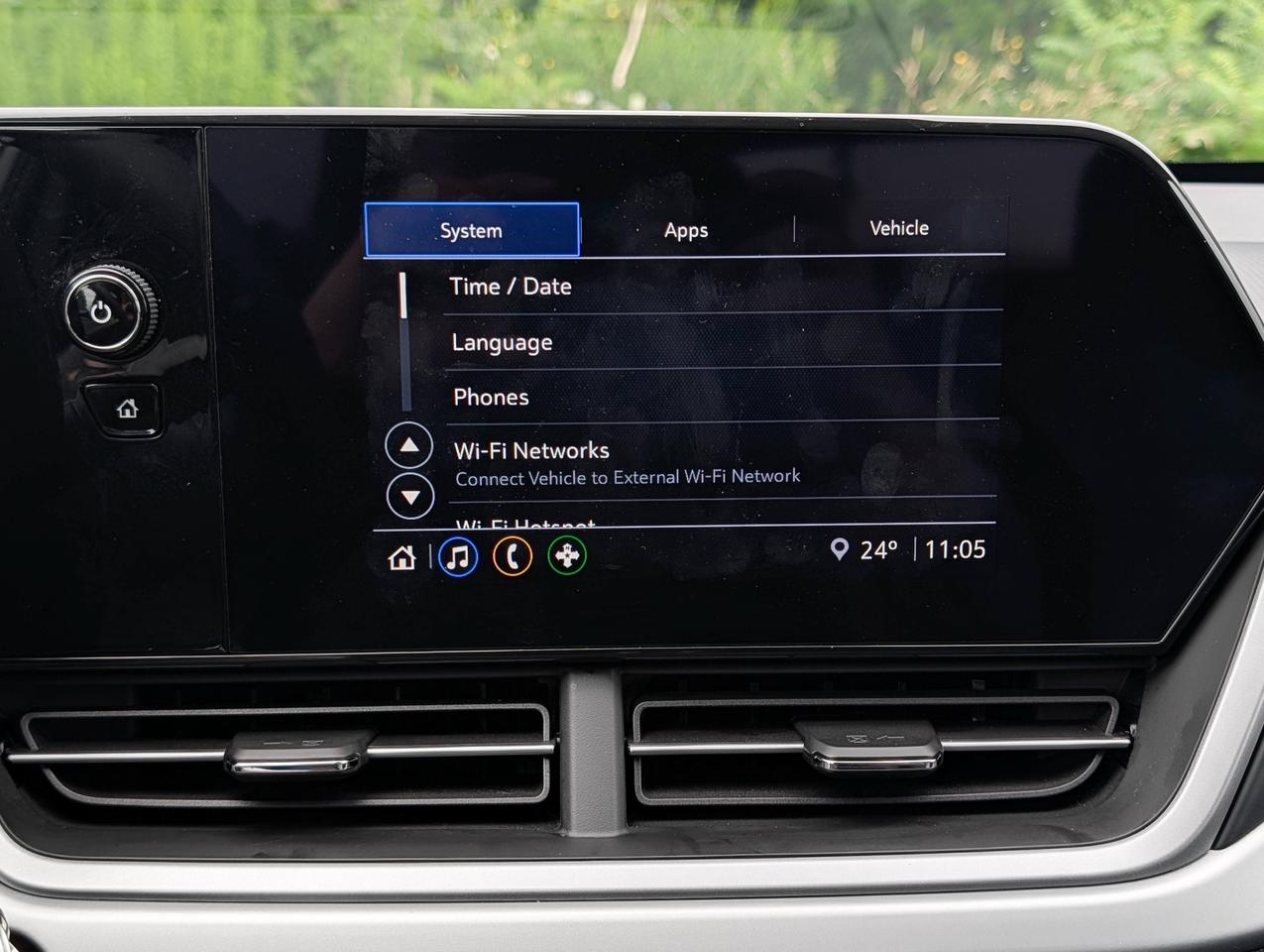 2025 Chevrolet Trax LS Photo