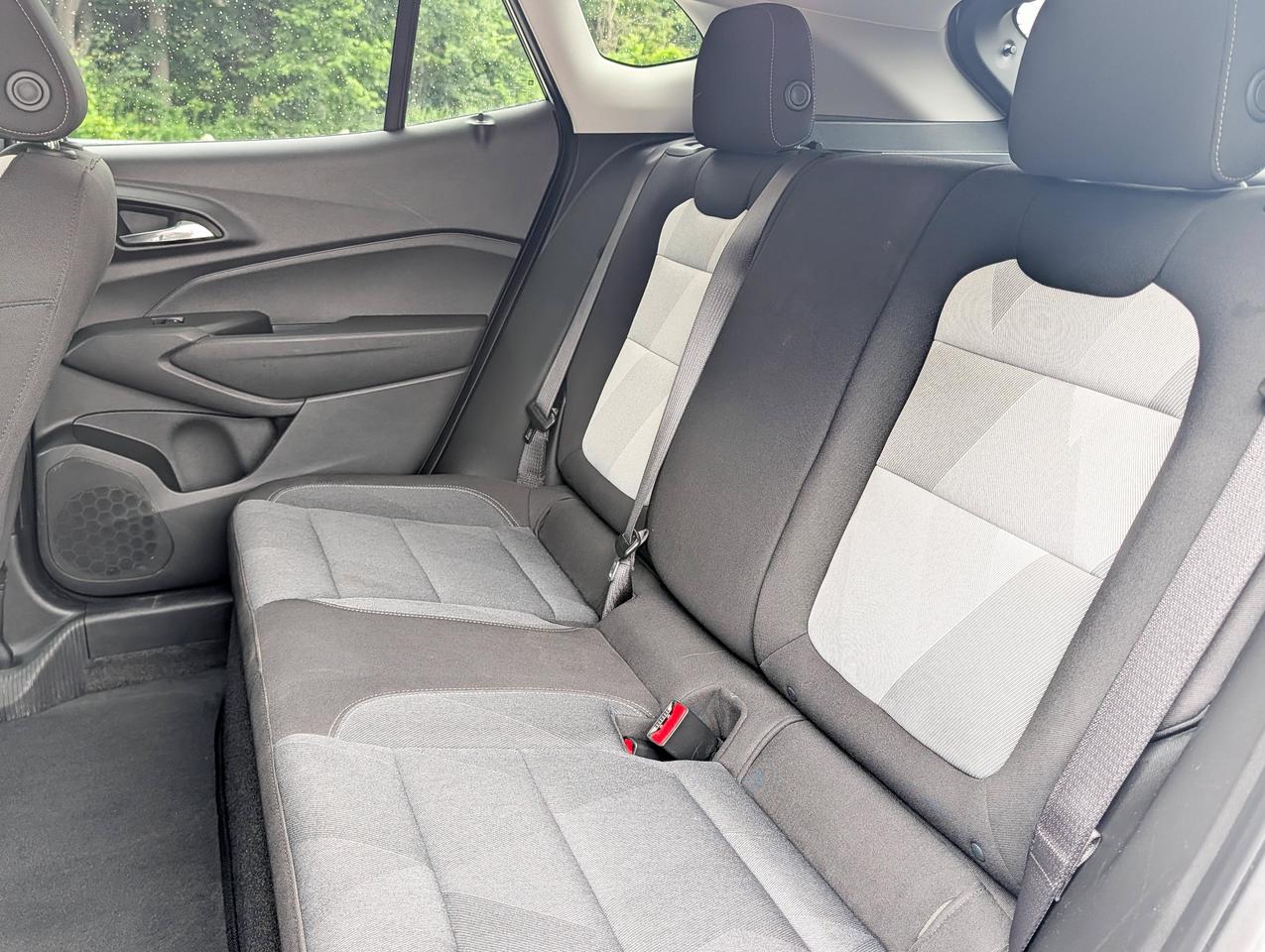 2025 Chevrolet Trax LS Photo