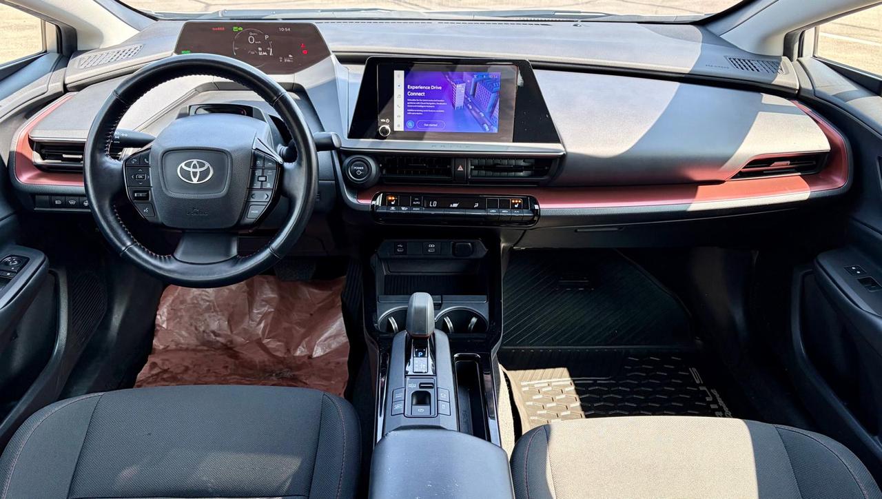 2023 Toyota Prius Prime SE - Photo #10