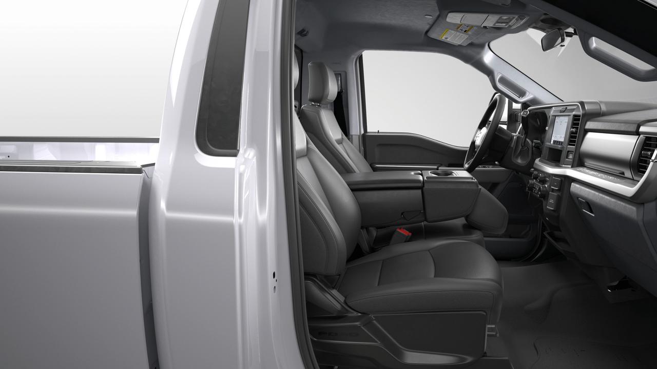 2026 Ford SuperDuty F-250® XLT Photo