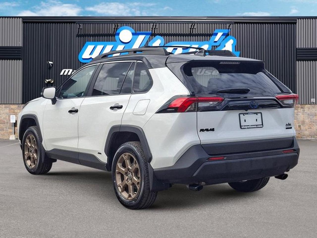 2024 Toyota RAV4 Hybrid AWD | Woodland | Sunroof | Bronze Alloys | Heated Wheel + Seats | CarPlay & More ! Photo