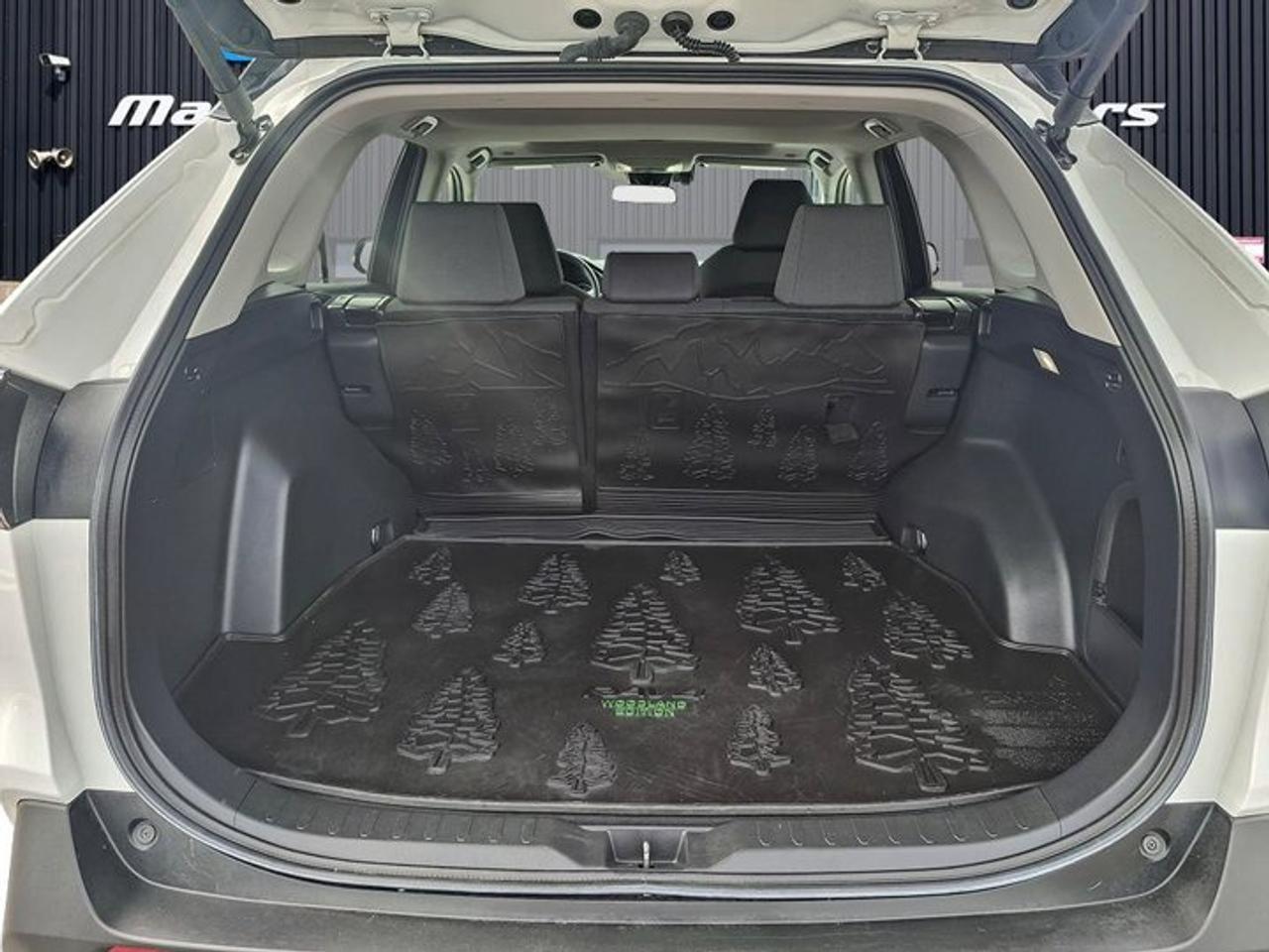 2024 Toyota RAV4 Hybrid AWD | Woodland | Sunroof | Bronze Alloys | Heated Wheel + Seats | CarPlay & More ! Photo