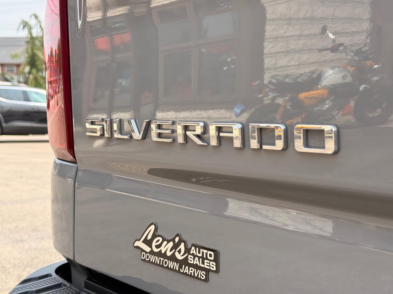 2024 Chevrolet Silverado 1500 Custom Trail Boss Photo