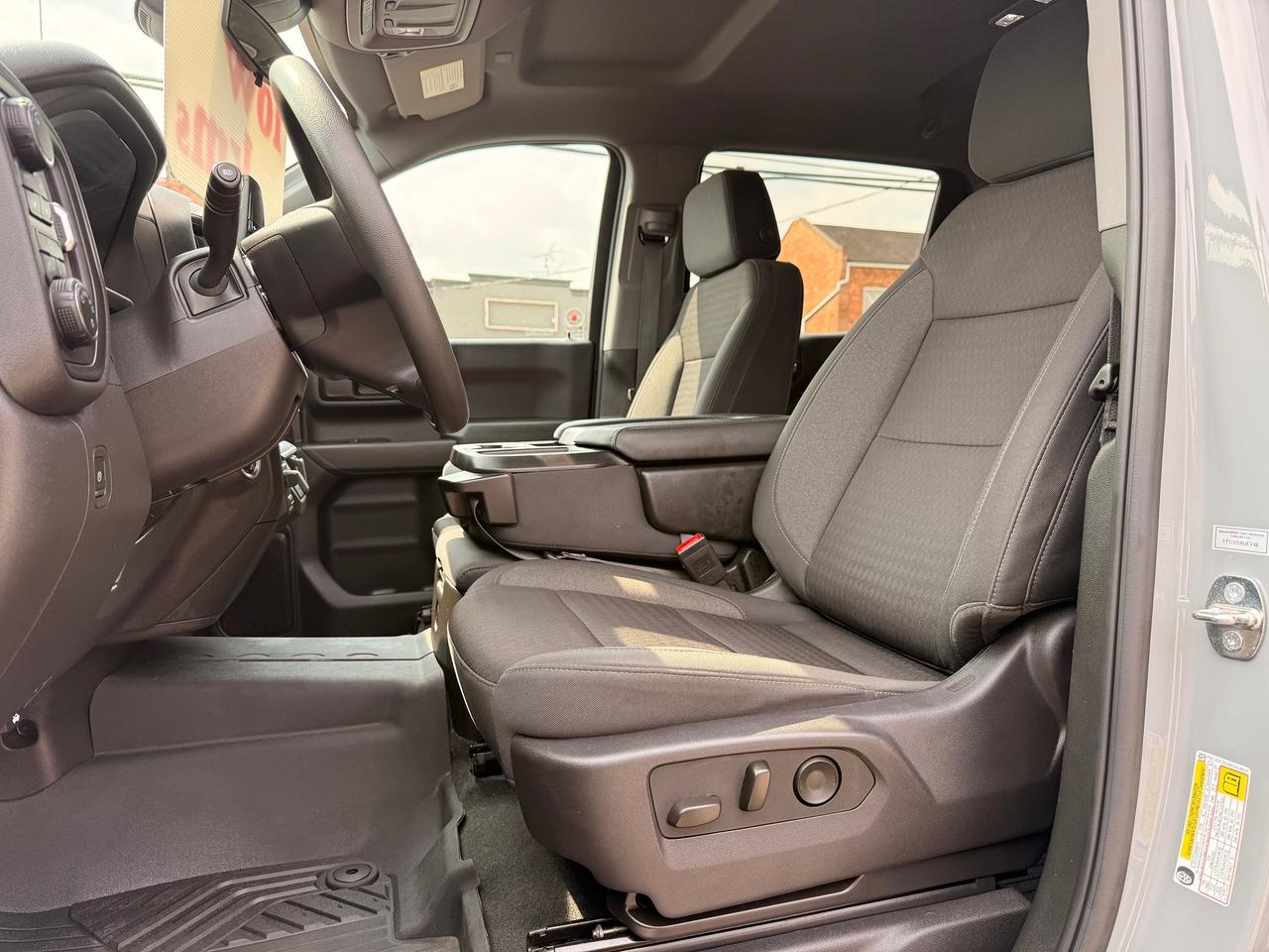 2024 Chevrolet Silverado 1500 Custom Trail Boss Photo