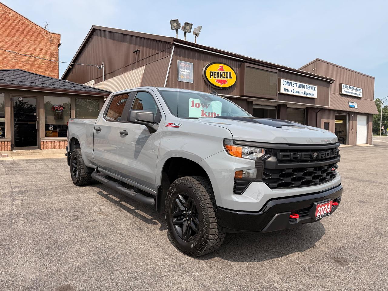 2024 Chevrolet Silverado 1500 Custom Trail Boss Photo