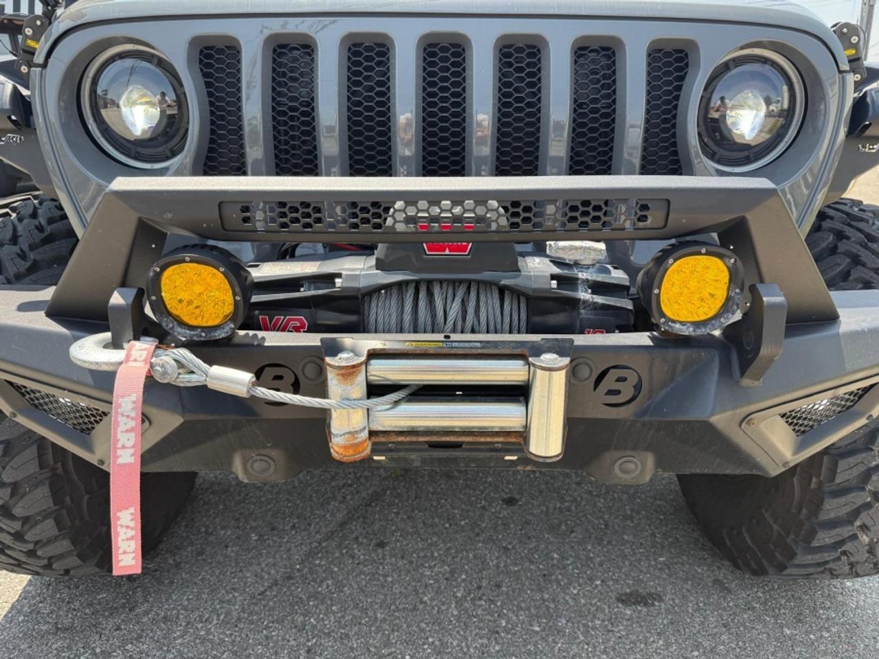 2023 Jeep Wrangler WILLYS 4 DOOR 4X4/ EXTRA UPGRADE/ LOW KM - Photo #4