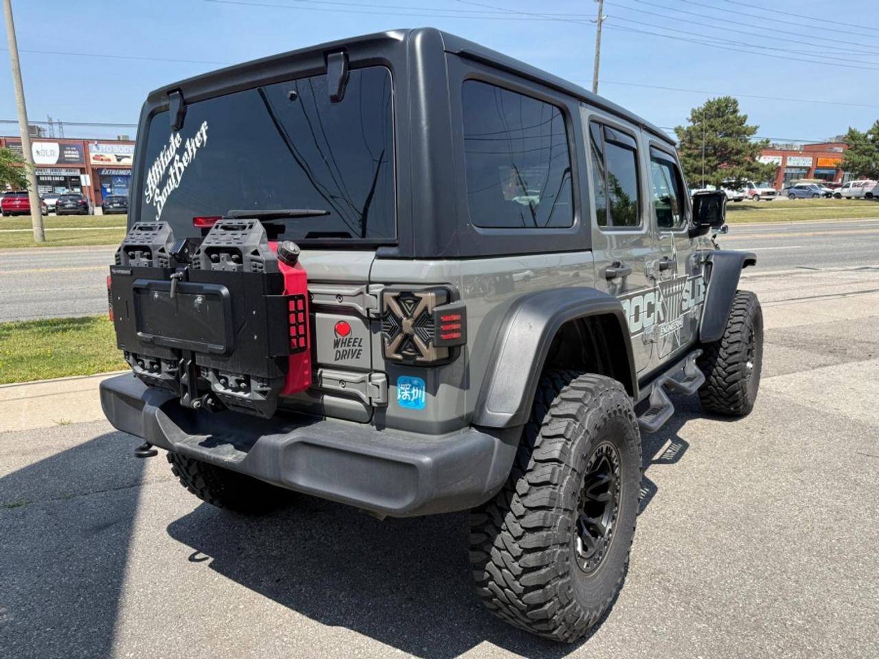 2023 Jeep Wrangler WILLYS 4 DOOR 4X4/ EXTRA UPGRADE/ LOW KM Photo