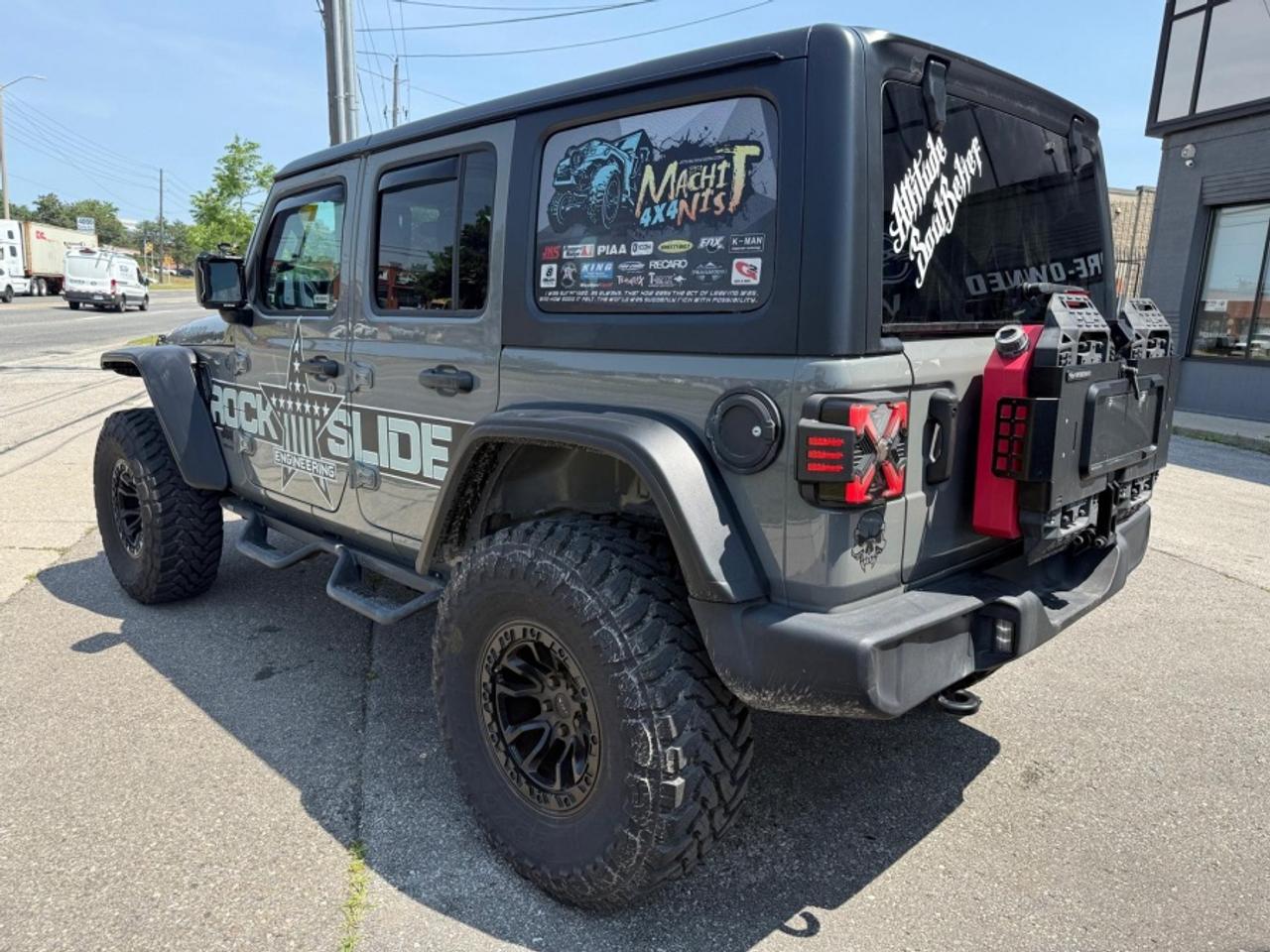 2023 Jeep Wrangler WILLYS 4 DOOR 4X4/ EXTRA UPGRADE/ LOW KM - Photo #8