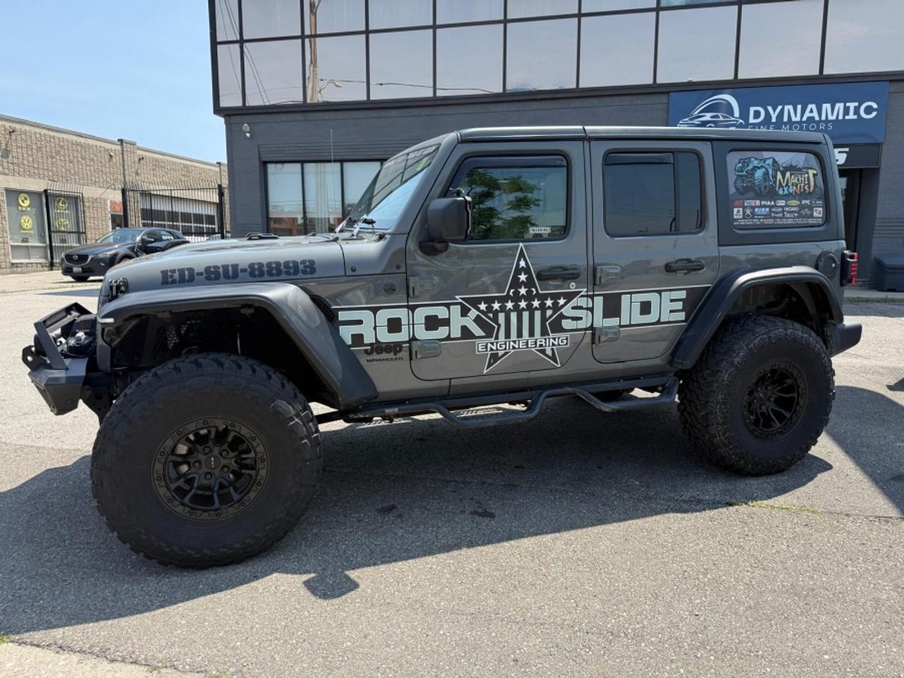2023 Jeep Wrangler WILLYS 4 DOOR 4X4/ EXTRA UPGRADE/ LOW KM - Photo #9