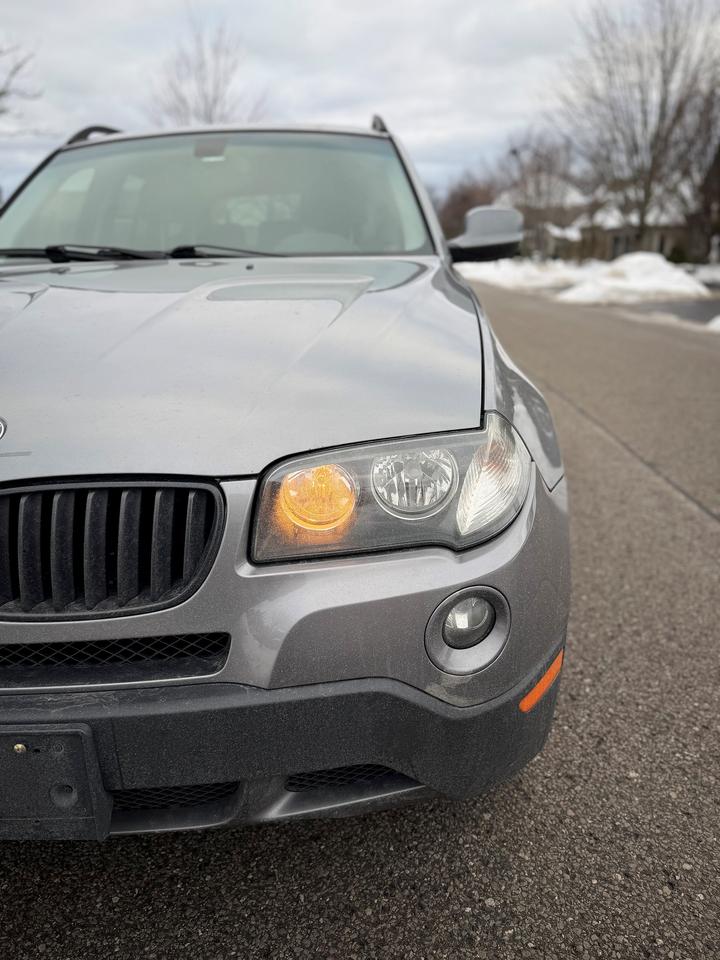 2010 BMW X3 28i Photo5