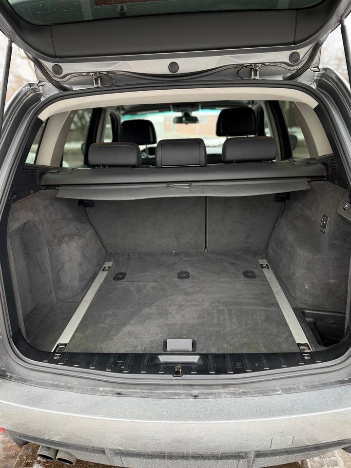 2010 BMW X3 28i Photo