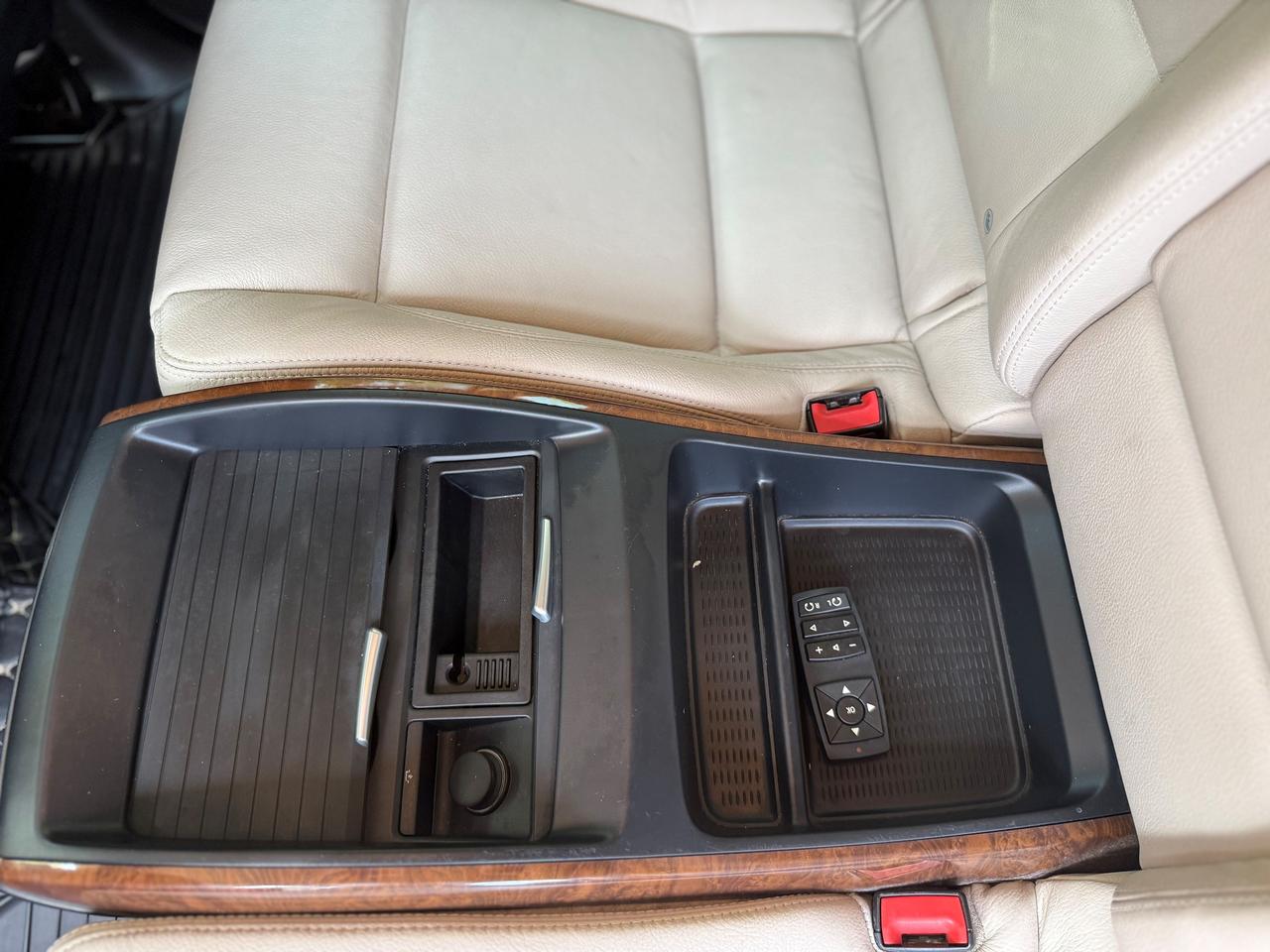 2009 BMW X6 35i Photo