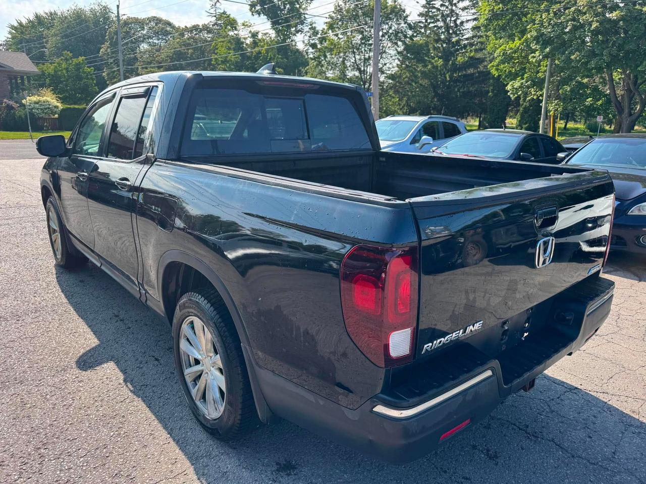 2017 Honda Ridgeline 4WD Crew Cab LX Photo