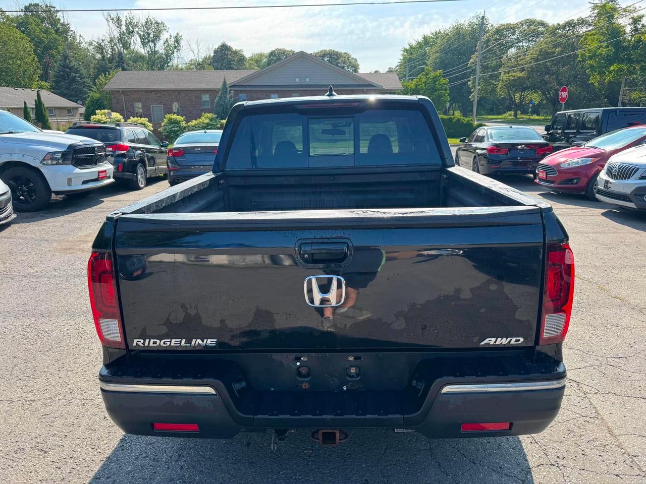 2017 Honda Ridgeline 4WD Crew Cab LX - Photo #6
