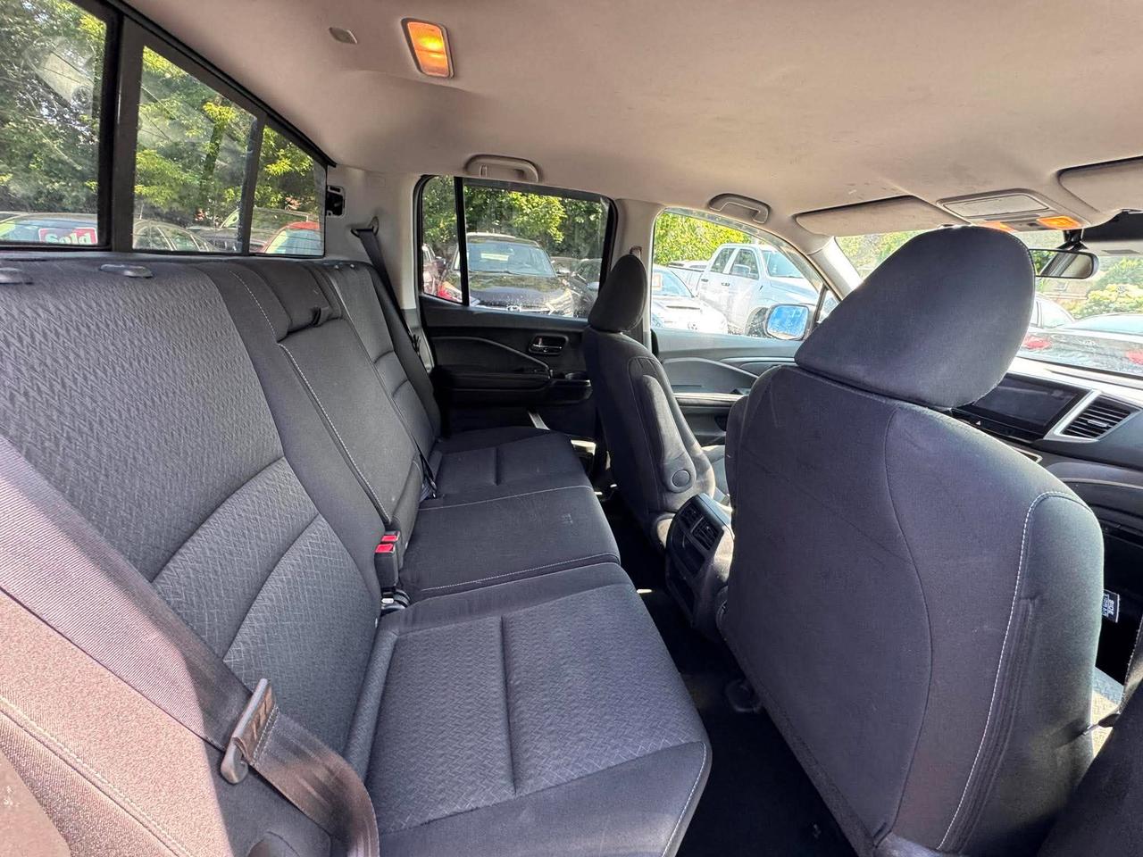 2017 Honda Ridgeline 4WD Crew Cab LX Photo