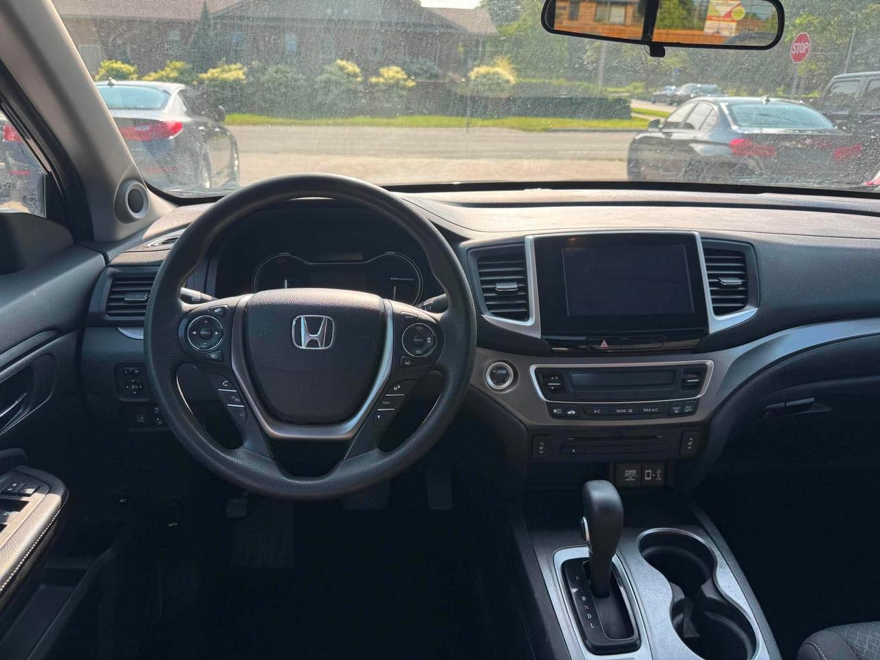 2017 Honda Ridgeline 4WD Crew Cab LX - Photo #12