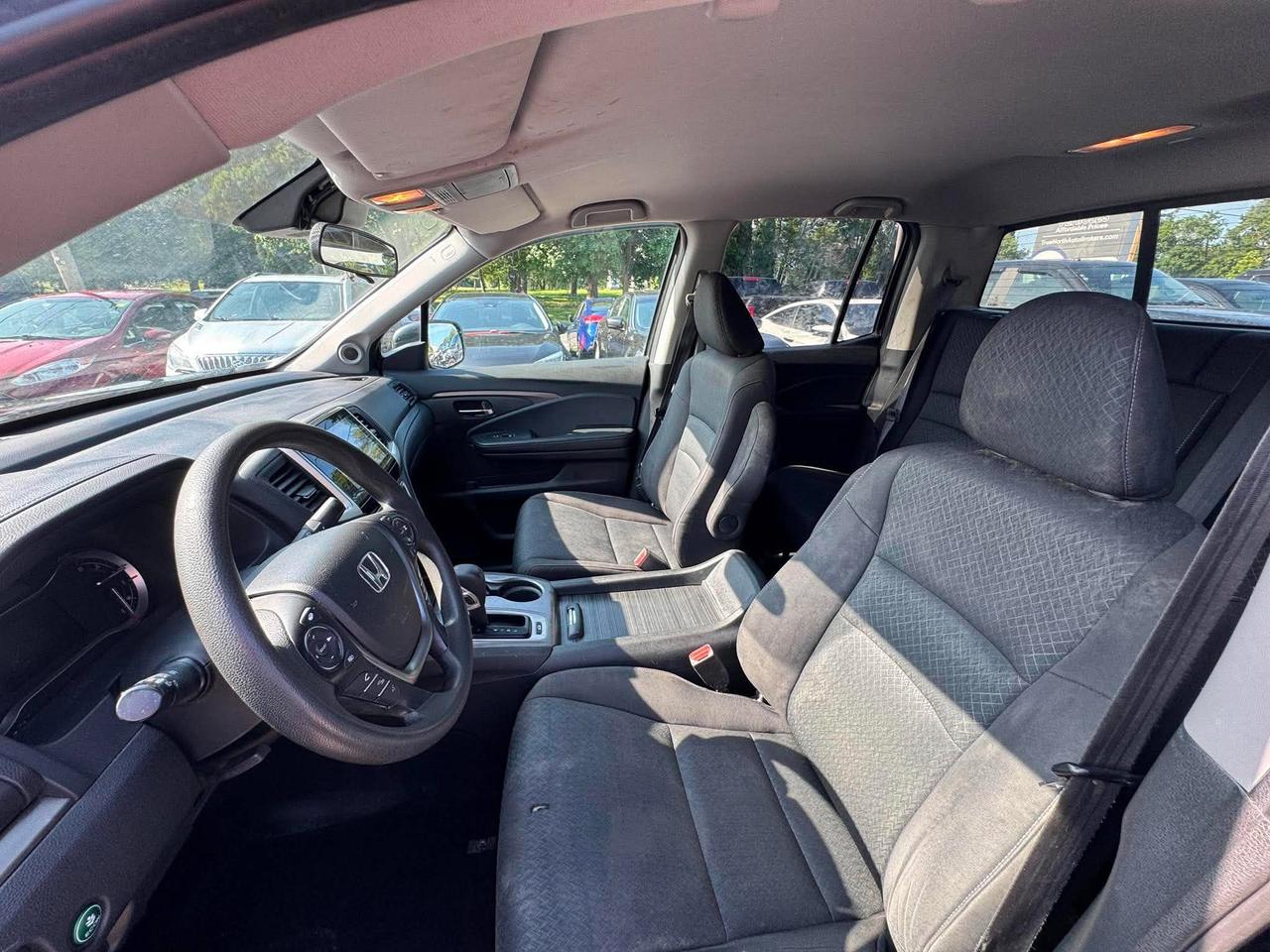 2017 Honda Ridgeline 4WD Crew Cab LX - Photo #15
