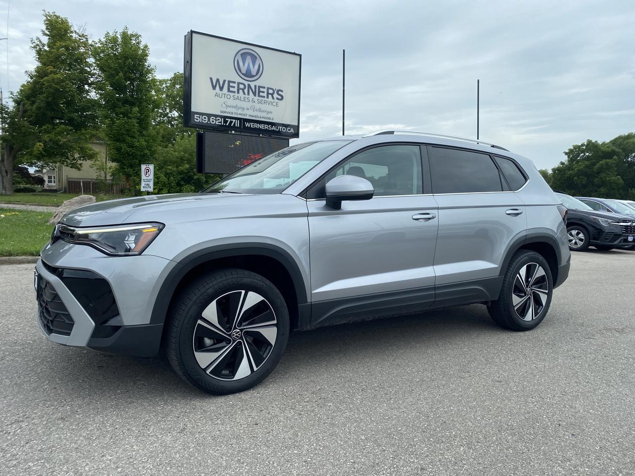 2025 Volkswagen Taos 