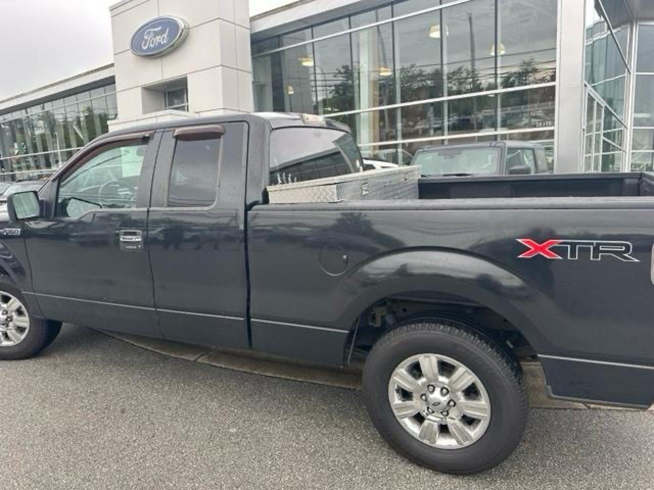2010 Ford F-150 XL - Photo #3