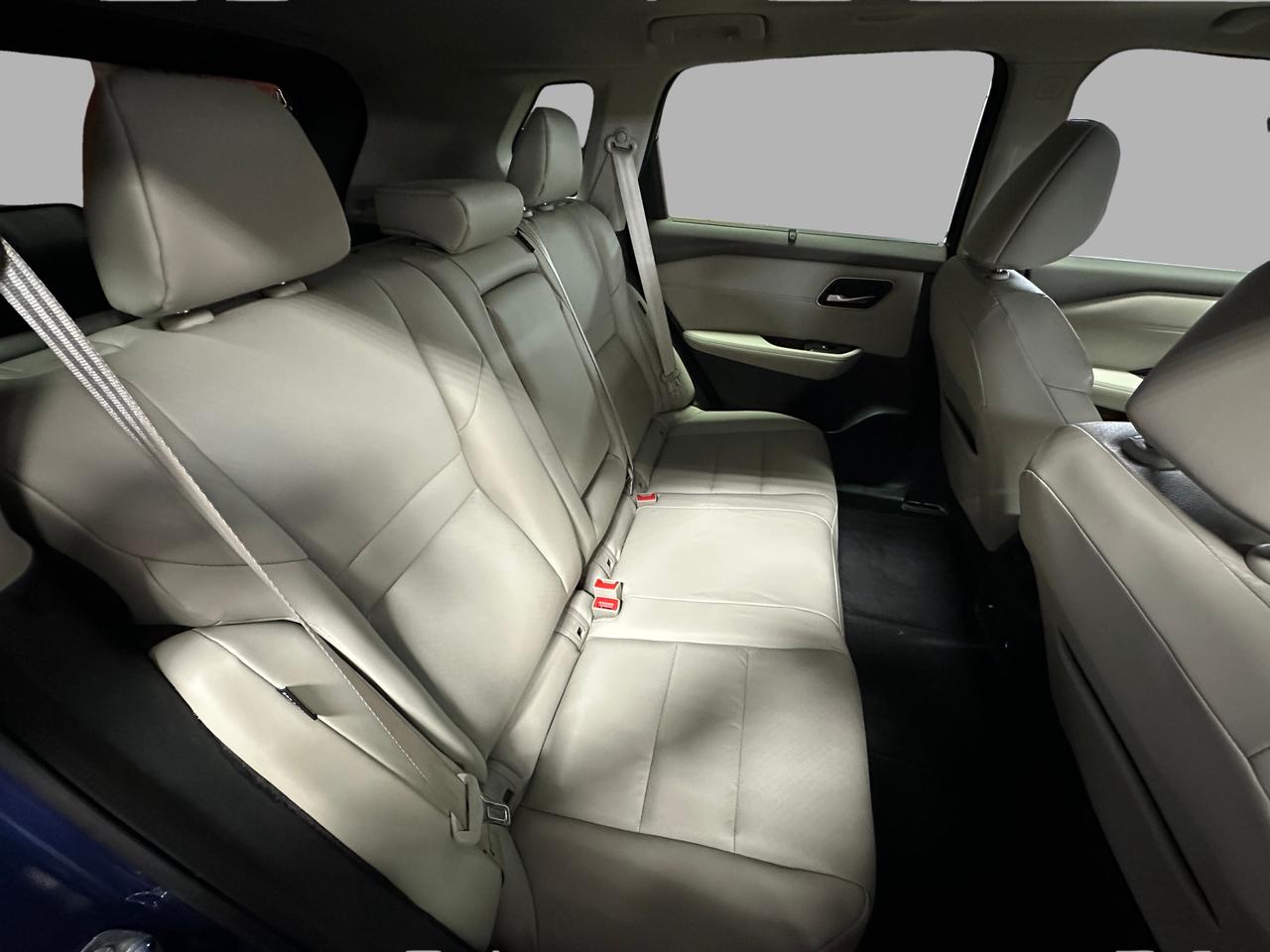 2021 Nissan Rogue SV PREMIUM | CLEAN CARFAX | LEATHER | SUNROOF | Photo