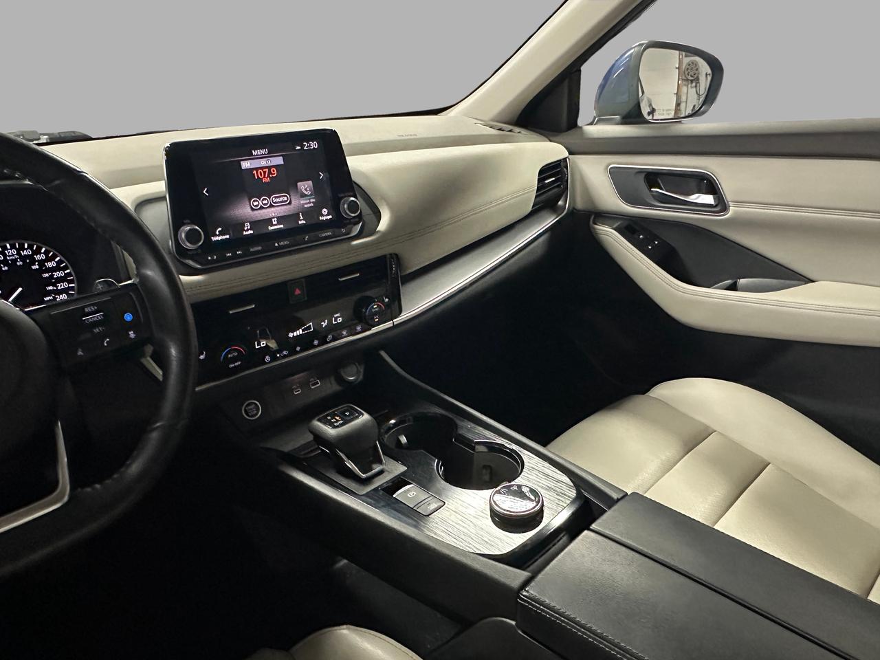 2021 Nissan Rogue SV PREMIUM | CLEAN CARFAX | LEATHER | SUNROOF | Photo