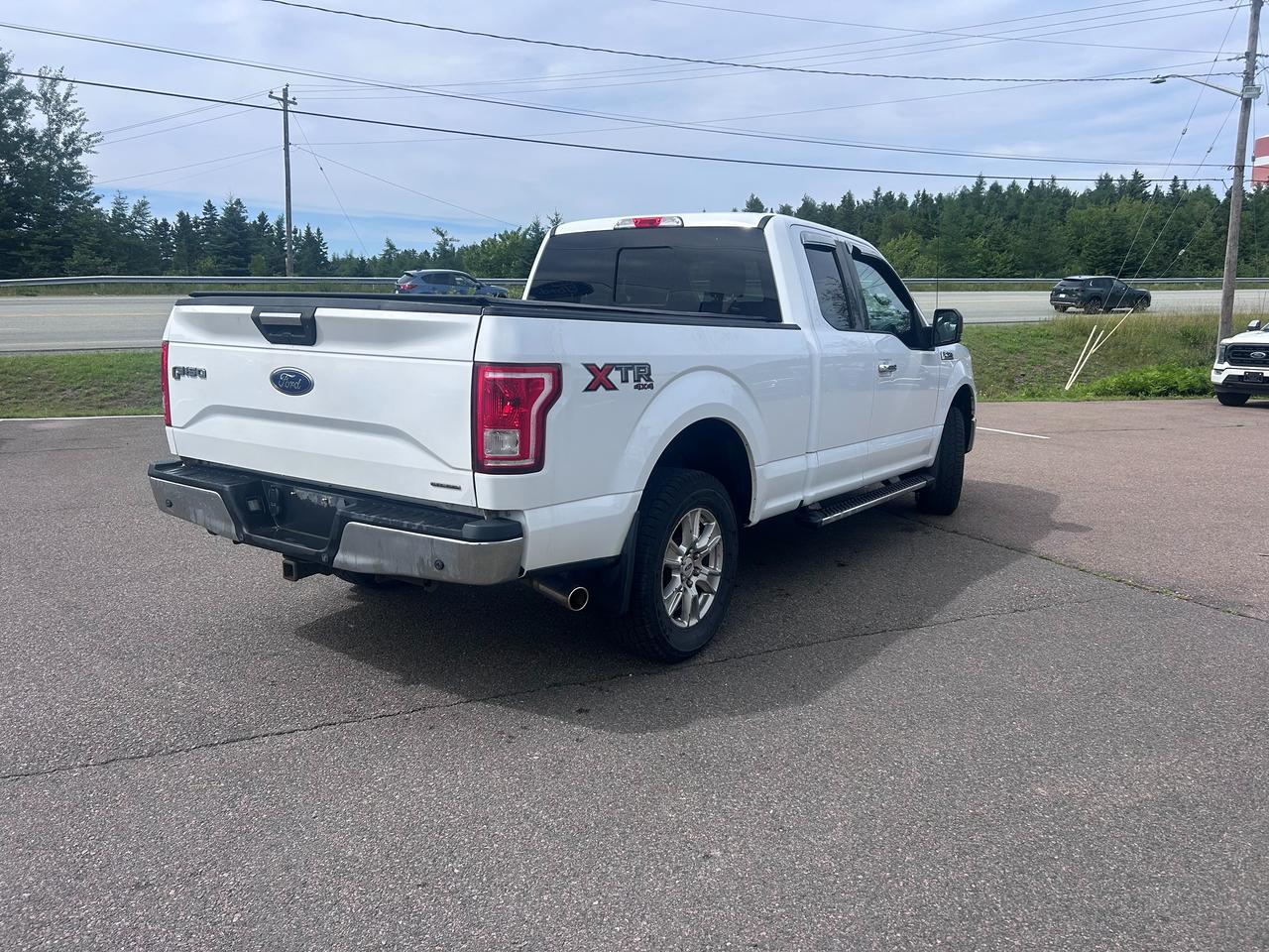 2016 Ford F-150 XLT SUPERCAB 4WD Photo4