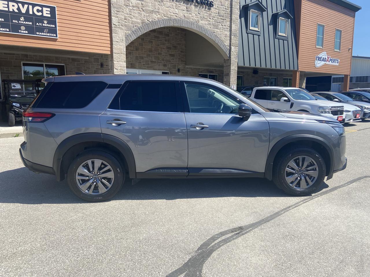 2024 Nissan Pathfinder S 4WD Photo