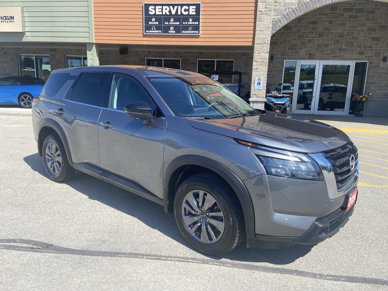 2024 Nissan Pathfinder S 4WD Photo2