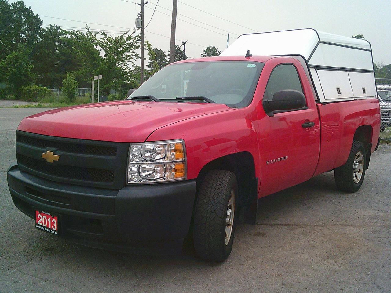 2013 Chevrolet Silverado 1500 2WD Reg Cab 133.0  WT Photo