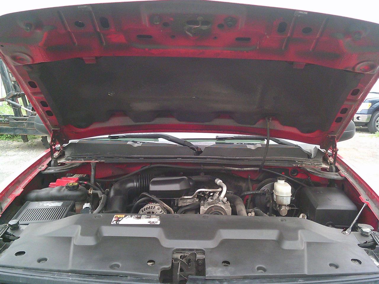 2013 Chevrolet Silverado 1500 2WD Reg Cab 133.0  WT Photo