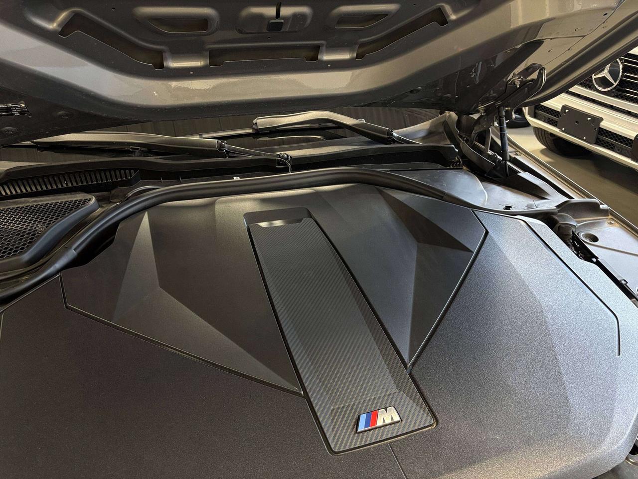 2024 BMW i5 M60 xDrive|ARVIEW|HUD|NAV|CARBON|3DCAM|BOWERSAUDIO Photo
