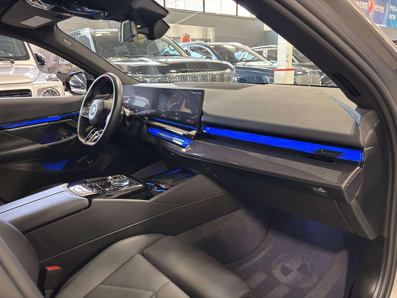 2024 BMW i5 M60 xDrive|ARVIEW|HUD|NAV|CARBON|3DCAM|BOWERSAUDIO Photo