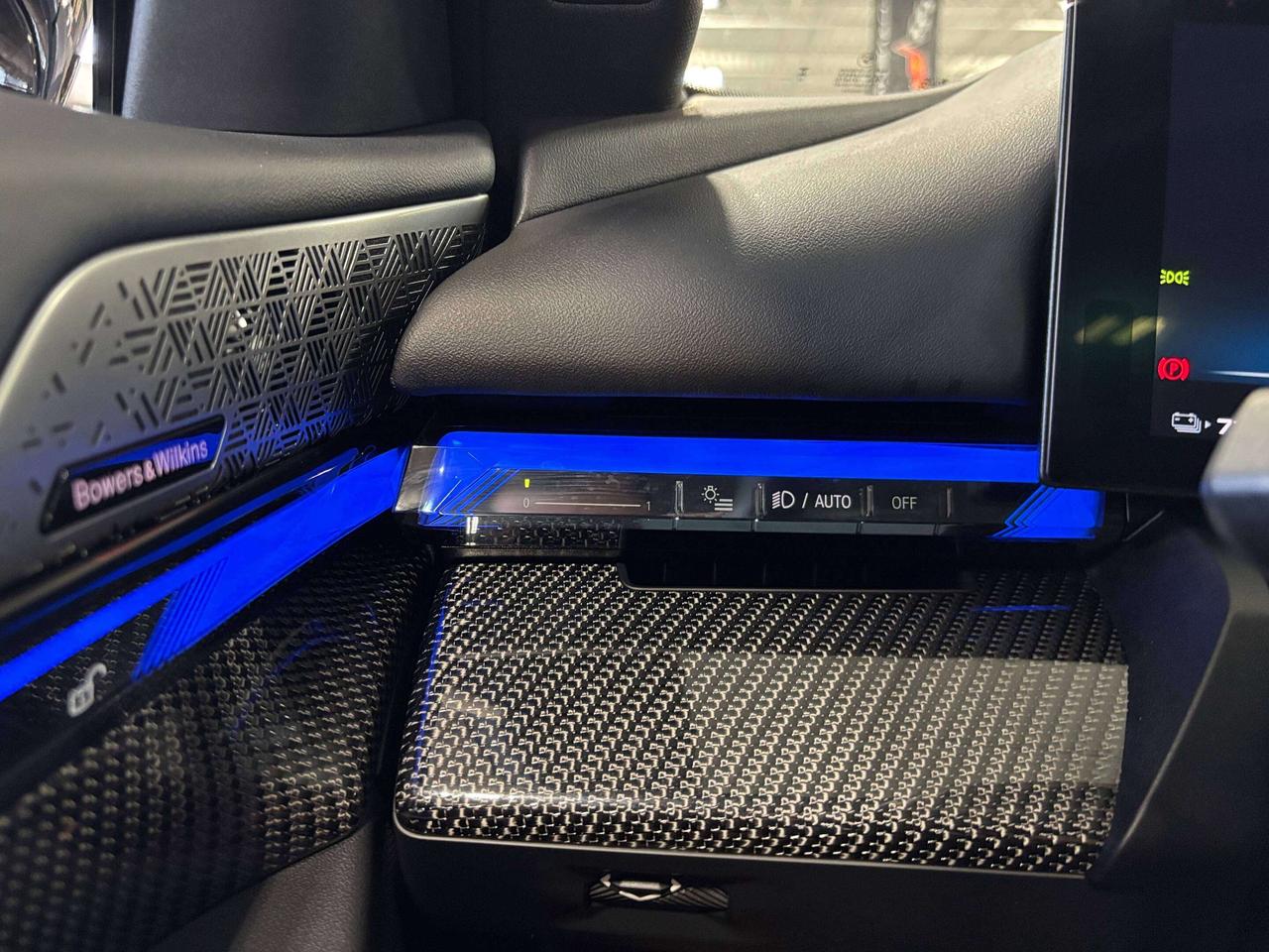 2024 BMW i5 M60 xDrive|ARVIEW|HUD|NAV|CARBON|3DCAM|BOWERSAUDIO Photo