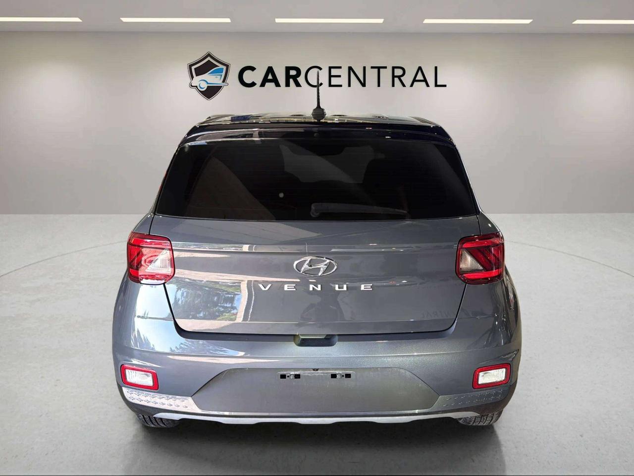 2023 Hyundai Venue ESSENTIAL | CLEAN CARFAX | 1 OWNER | CARPLAY Photo3
