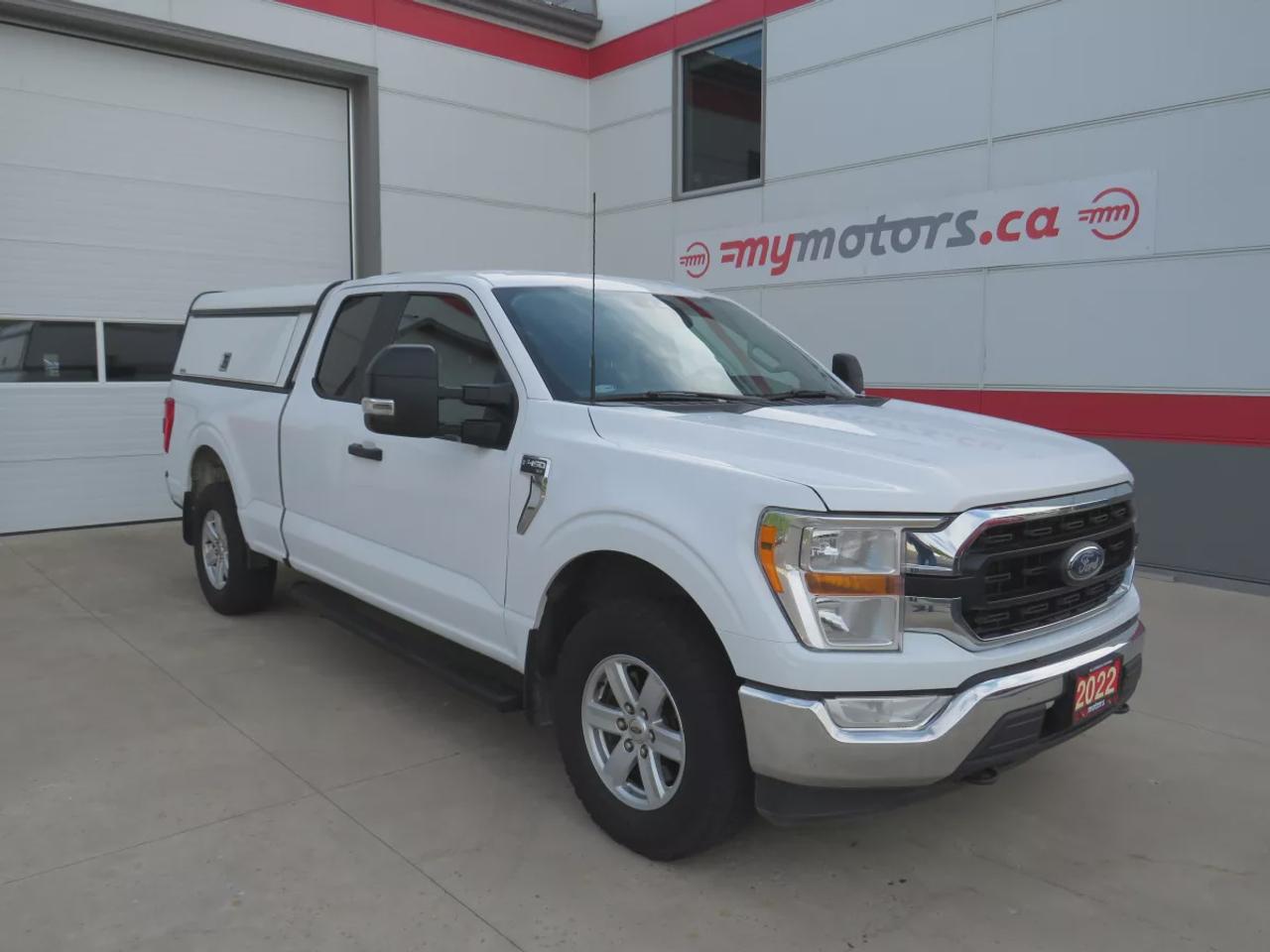 2022 Ford F-150 XLT | 4x4 | Equipment Group 300A | 5L V8 | Power Tailgate Lock |   Automatic | Alloy Wheels | Heated Power Mirrors | Air Conditioning | Navigation | Touchscreen Display | Android Auto & Apple CarPlay | USB-C Ports | Back-Up Camera | Cruise Control | Dynam Photo0