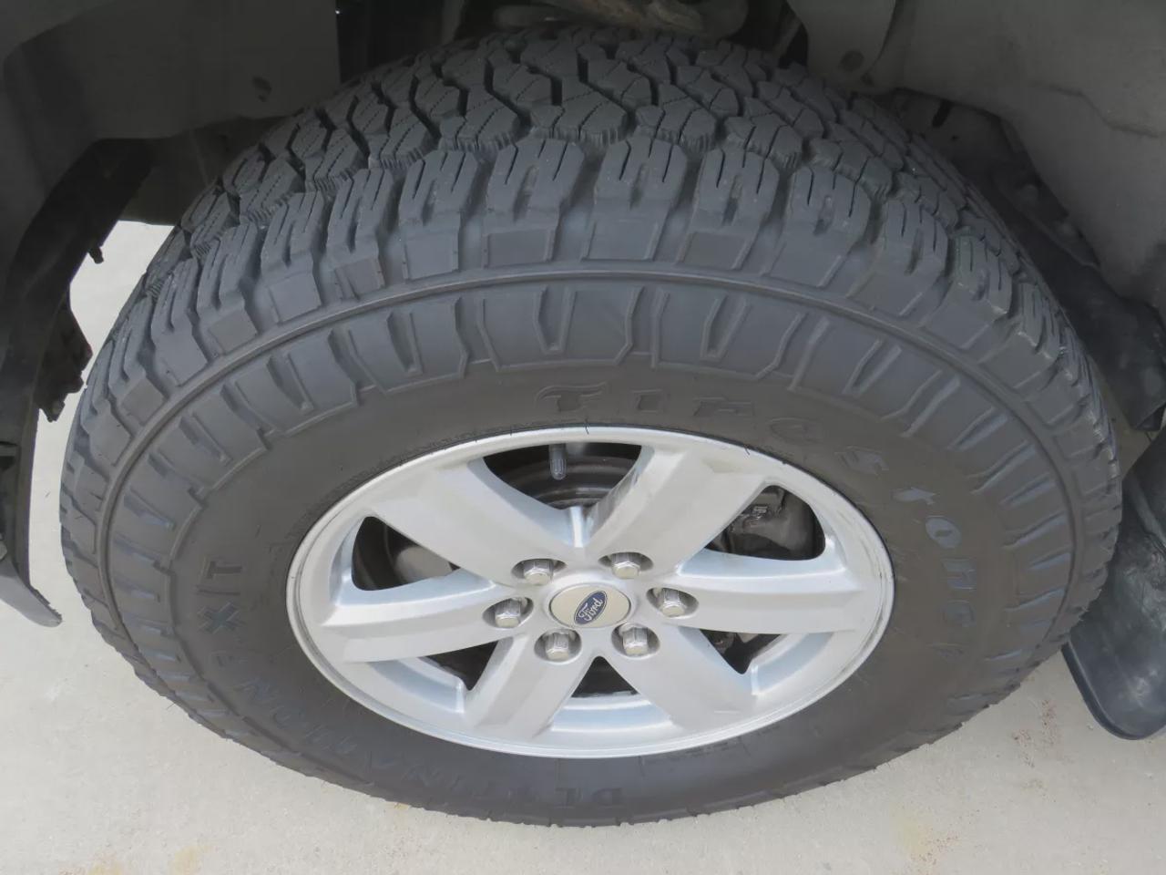 2022 Ford F-150 XLT | 4x4 | Equipment Group 300A | 5L V8 | Power Tailgate Lock |   Automatic | Alloy Wheels | Heated Power Mirrors | Air Conditioning | Navigation | Touchscreen Display | Android Auto & Apple CarPlay | USB-C Ports | Back-Up Camera | Cruise Control | Dynam Photo