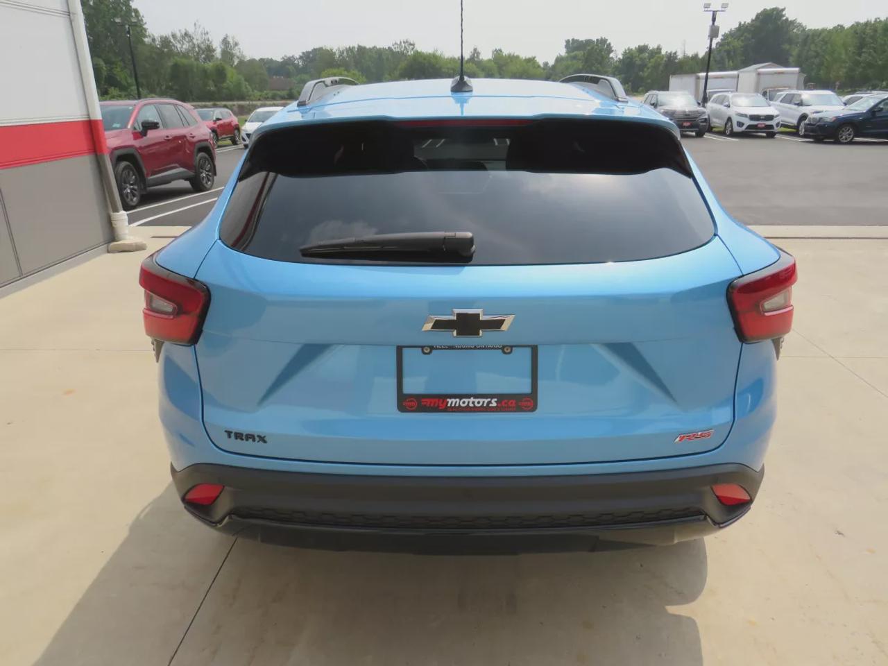 2025 Chevrolet Trax 2RS | FWD | Automatic | Alloy Wheels | Heated Seats | Heated Steering Wheel | Power Driver Seat | Climate Control | Touchscreen Display | Digital Driver Display | Android Auto & Apple CarPlay | USB-C Ports | Remote Start | Back-Up Camera | Adaptive Cruise Photo