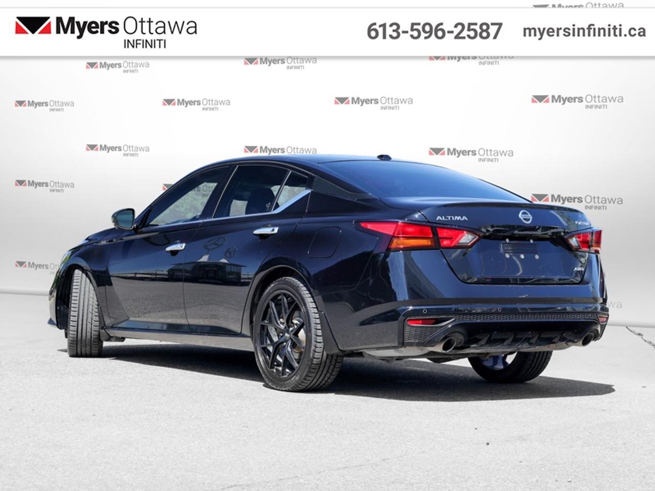 2019 Nissan Altima Platinum  Sunroof, AWD, ON. Safety Inc. Photo