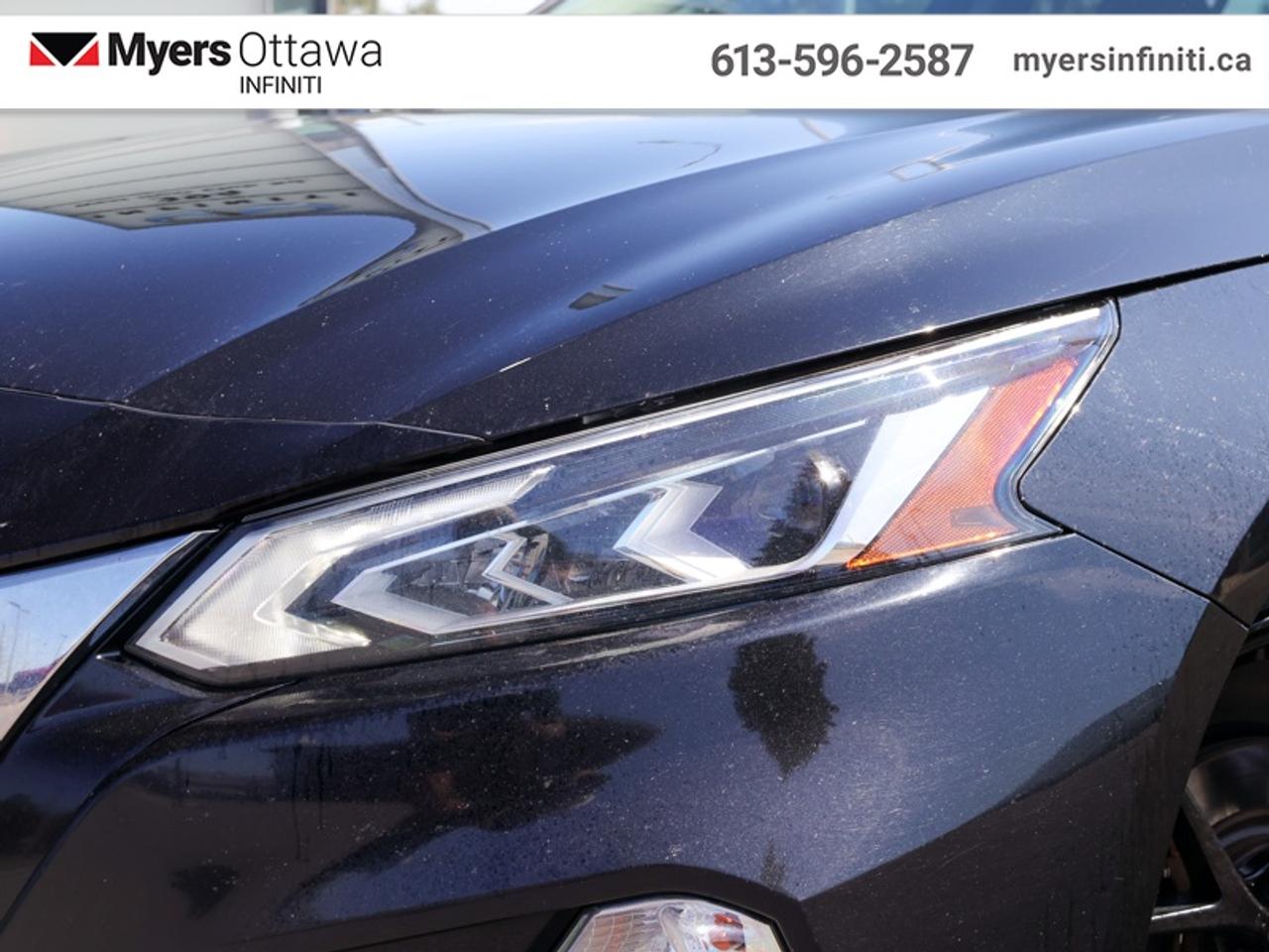 2019 Nissan Altima Platinum  Sunroof, AWD, ON. Safety Inc. Photo