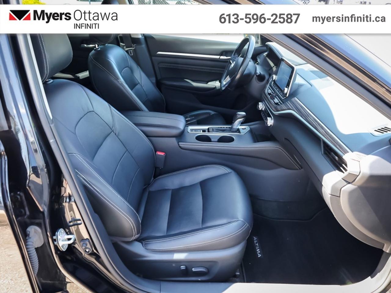 2019 Nissan Altima Platinum  Sunroof, AWD, ON. Safety Inc. Photo