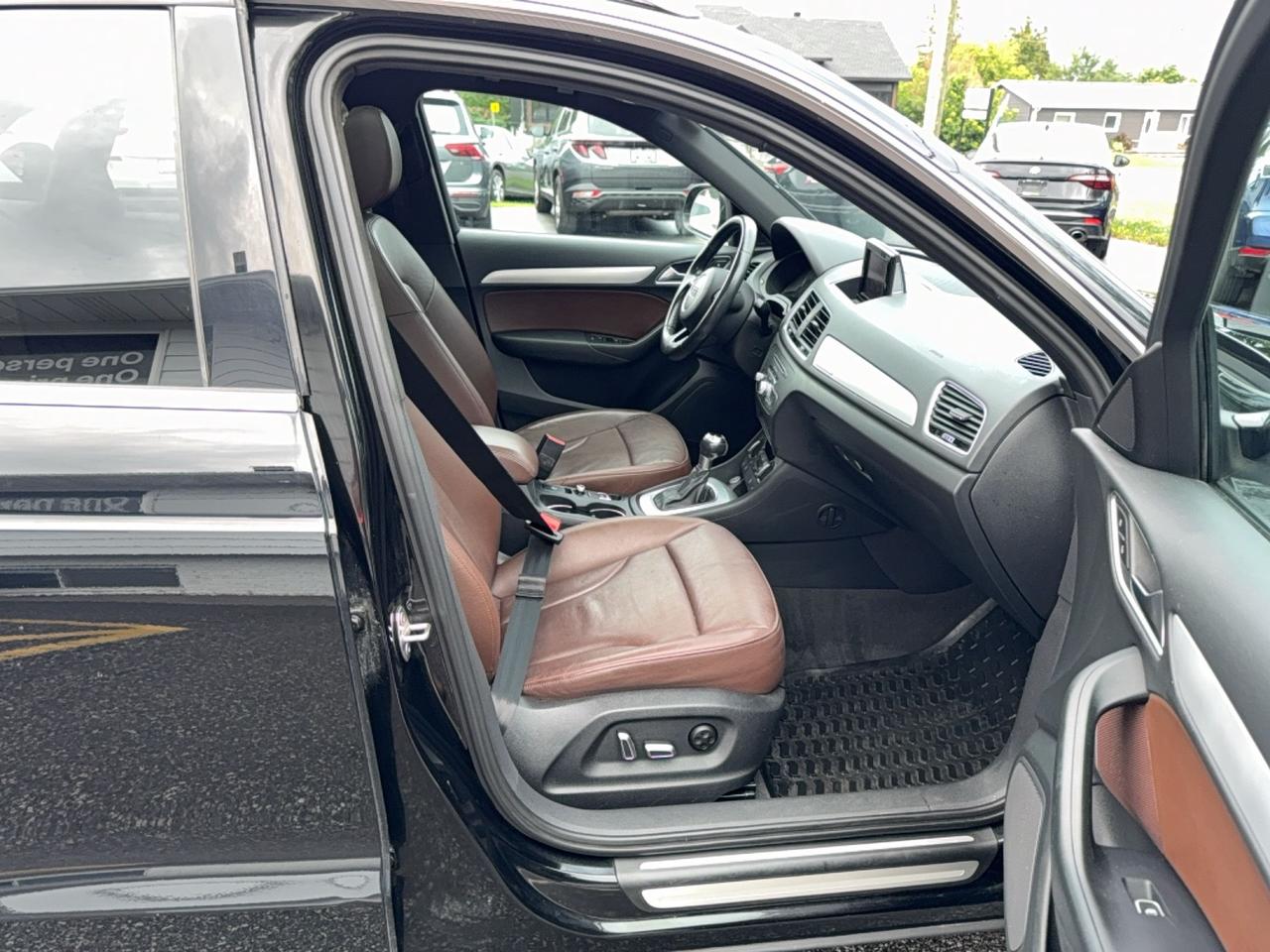 2018 Audi Q3 PROGRESSIV AWD - LEATHER - ROOF - LOADED Photo