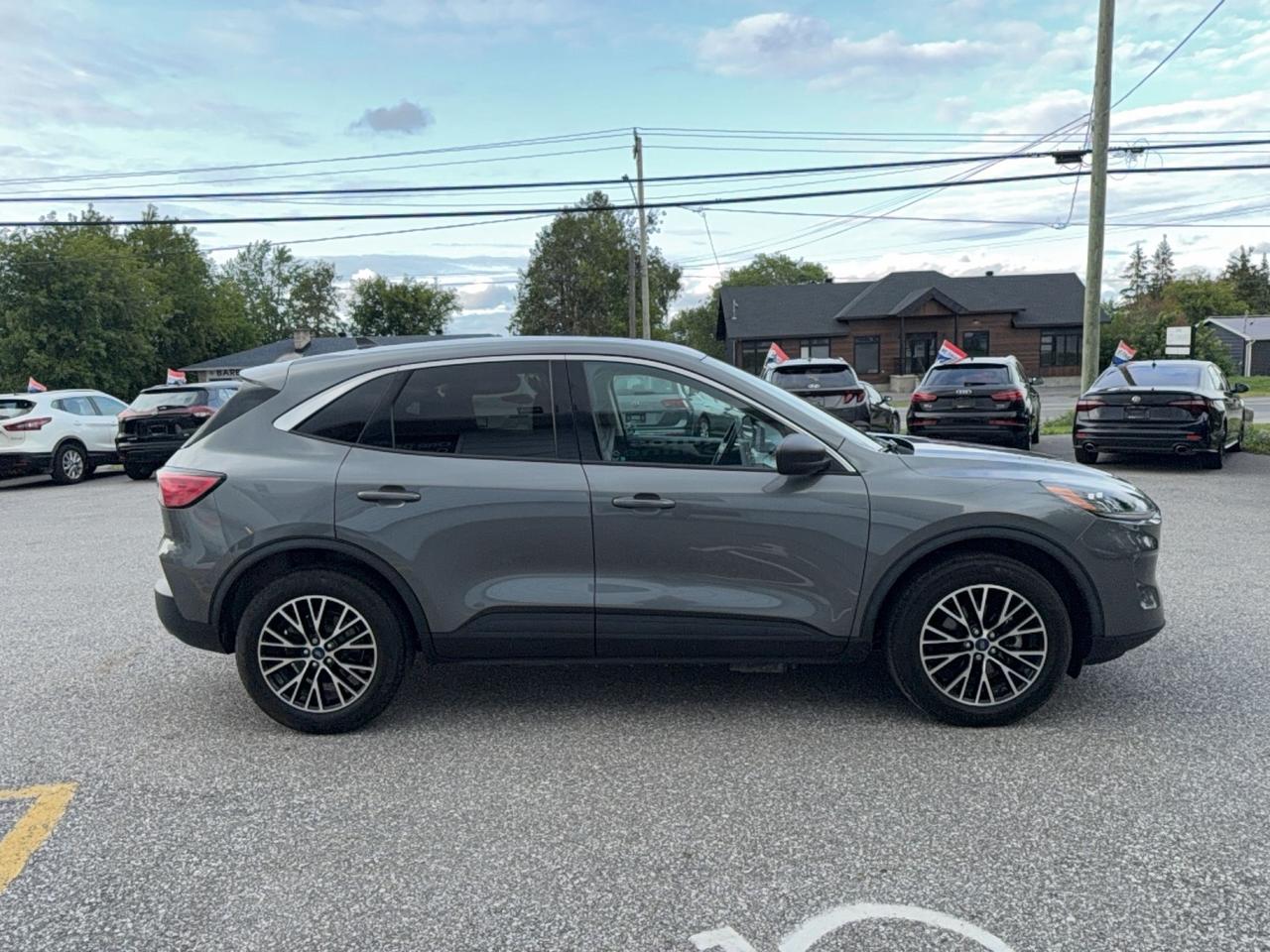 2022 Ford Escape SE PLUG-IN HYBRID - PWR GROUP - FUEL MISER - ALLOY Photo