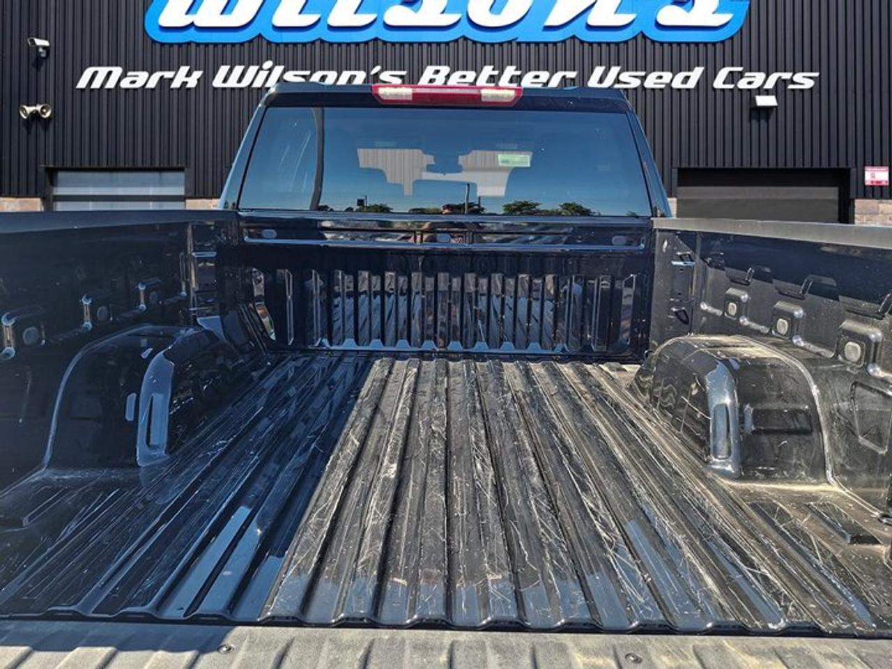 2026 Chevrolet Silverado 1500 LT Crew 4X4 | Heated Wheel + Seats | Power Seat | CarPlay + Android | Rear Cam | Alloy Wheels & More Photo