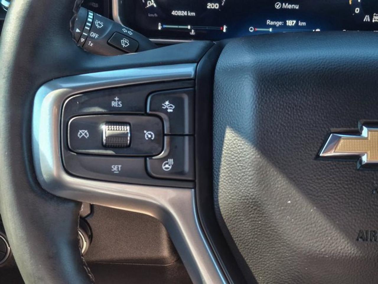 2026 Chevrolet Silverado 1500 LT Crew 4X4 | Heated Wheel + Seats | Power Seat | CarPlay + Android | Rear Cam | Alloy Wheels & More Photo