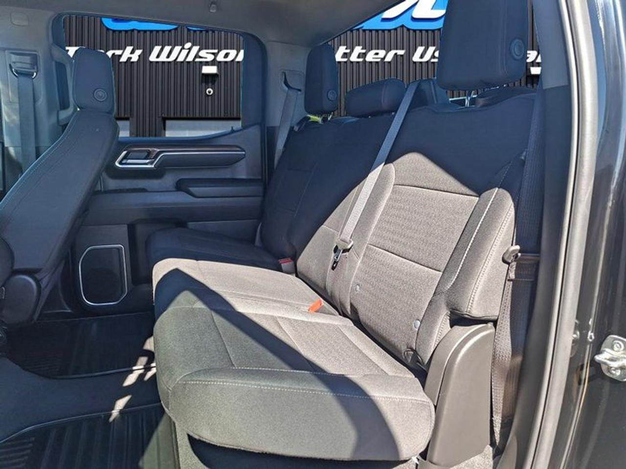 2026 Chevrolet Silverado 1500 LT Crew 4X4 | Heated Wheel + Seats | Power Seat | CarPlay + Android | Rear Cam | Alloy Wheels & More Photo